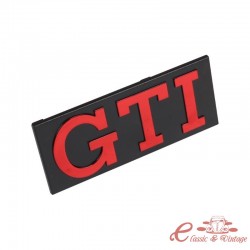 Logotipo vermelho da GTI em um fundo preto