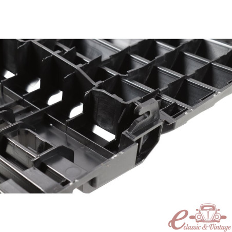 Grelha frontal sem logotipo para radiador 720x380mm ou 720x320mm T4 9/1990-8/1994